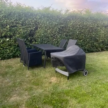 Apartman Lejlighed/raekkehus Med Adgang Til Pool. *