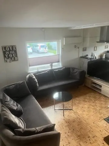 Lejlighed/rækkehus Med Adgang Til Pool. Lejlighed Vipperod